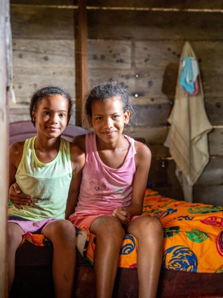 翻山涉水上学路 3